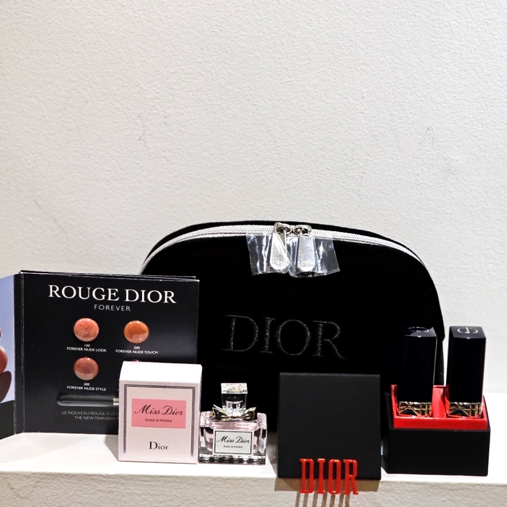 DIOR BEAUTY MAKEUP BAG & LIPSTICK SET & DIOR ROSE & ROSES BUNDLE - Picture 5 of 16